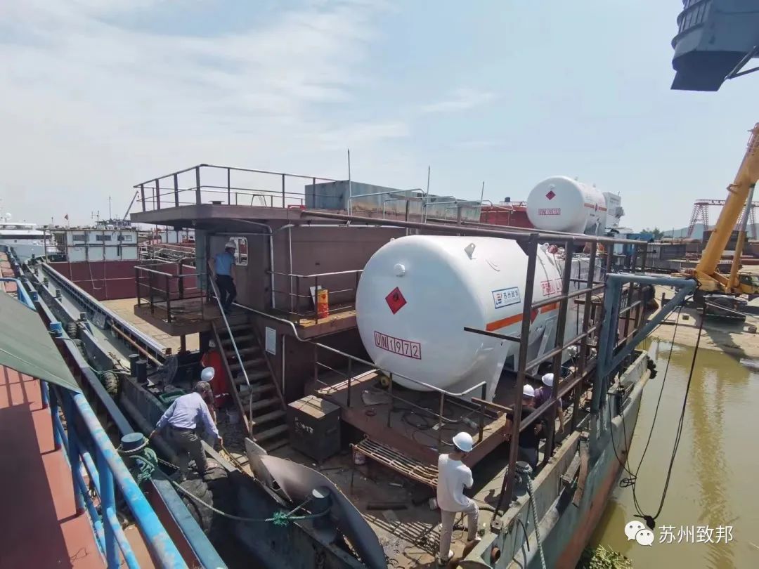 佛山首艘LNG動(dòng)力改造內(nèi)河船舶試航成功